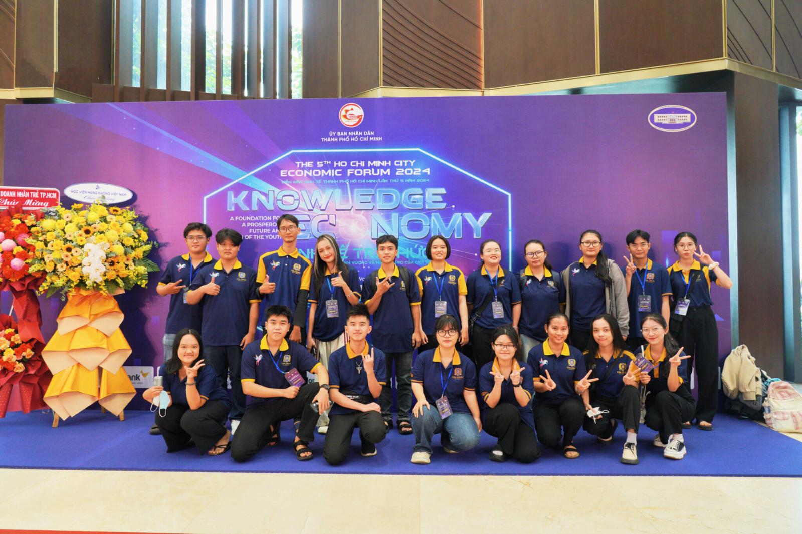 Các chuyên ngành hot trong ngành CNTT: Khoa học dữ liệu, Trí tuệ nhân tạo, An ninh mạng, Phát triển phần mềm, Điện toán đám mây