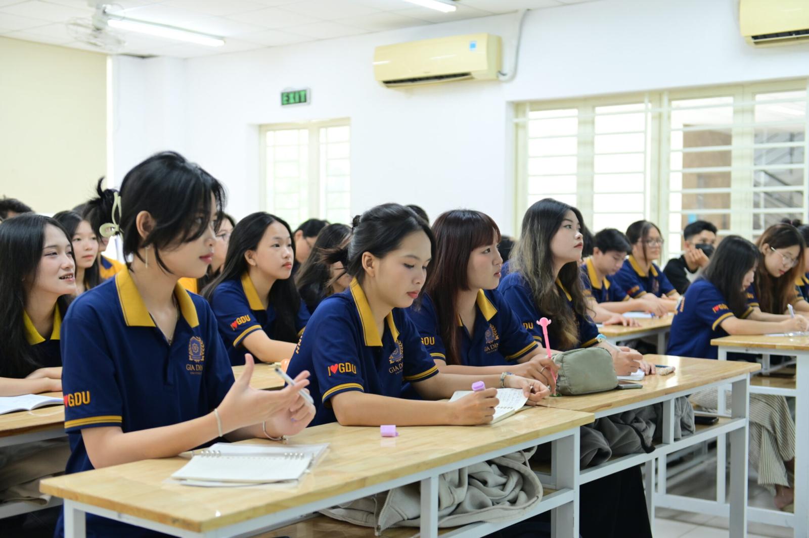 Các kiến thức toán học cần thiết cho người học CNTT