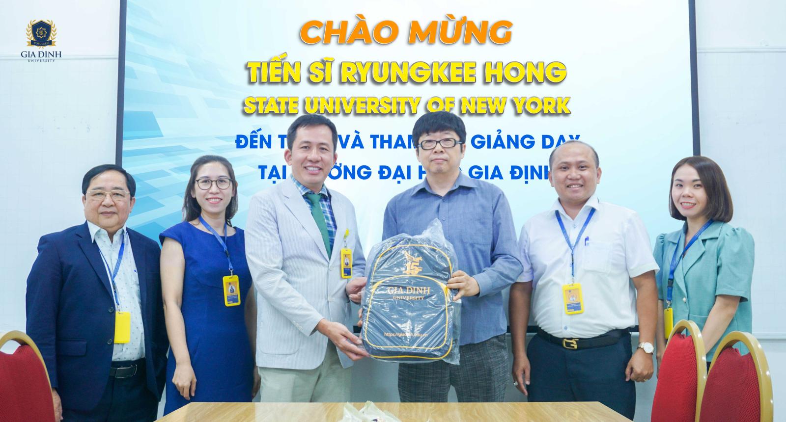 Các ngành nghề liên quan đến giáo dục ngoài giảng dạy
