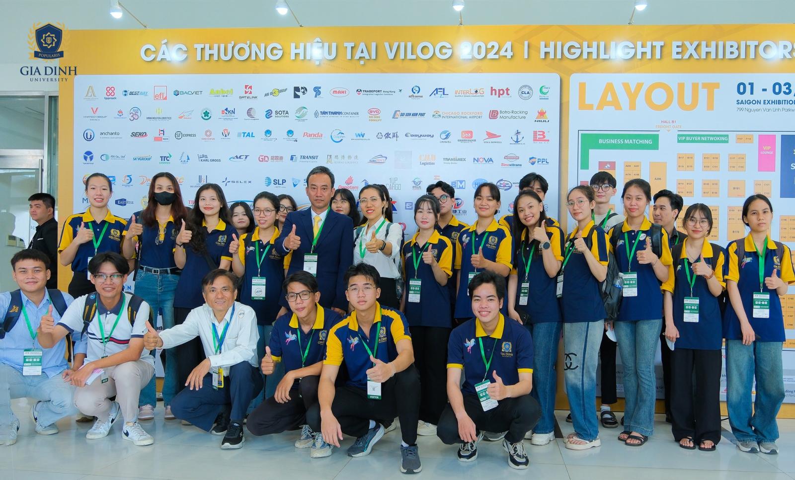 Doanh nghiệp đón sinh viên đi thực tế, giới thiệu về quy trình sản xuất