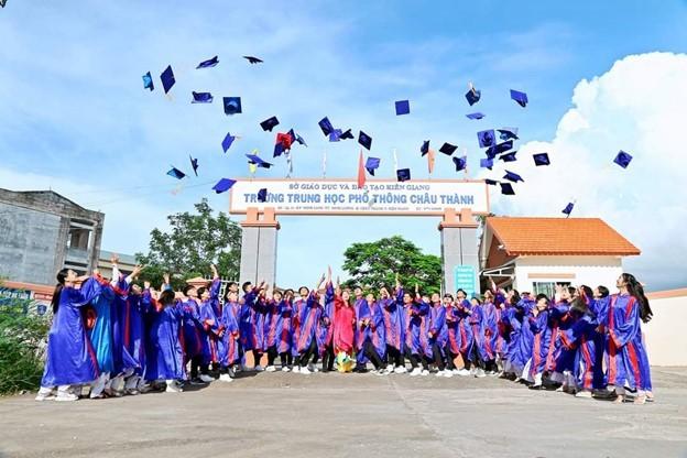 Giao lưu dự án sinh viên: Hành trình từ ý tưởng đến hoạt động ngoại khóa bổ ích