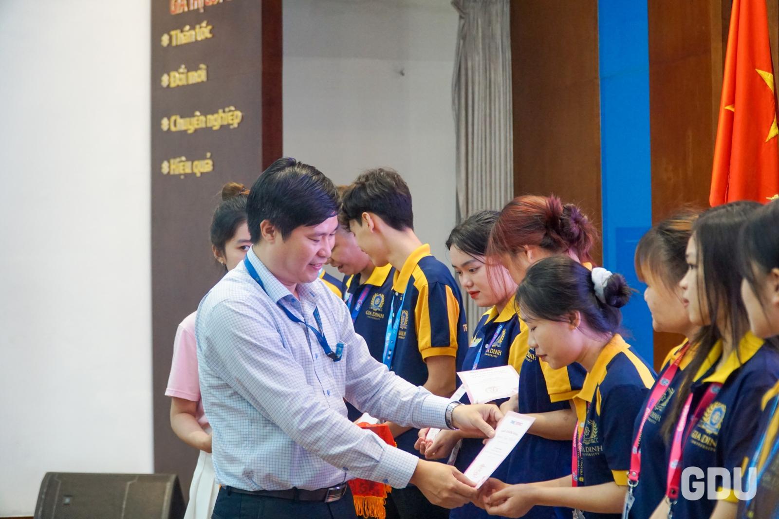 các lợi ích mà kỹ năng tìm kiếm lỗi mang lại cho cá nhân và tổ chức