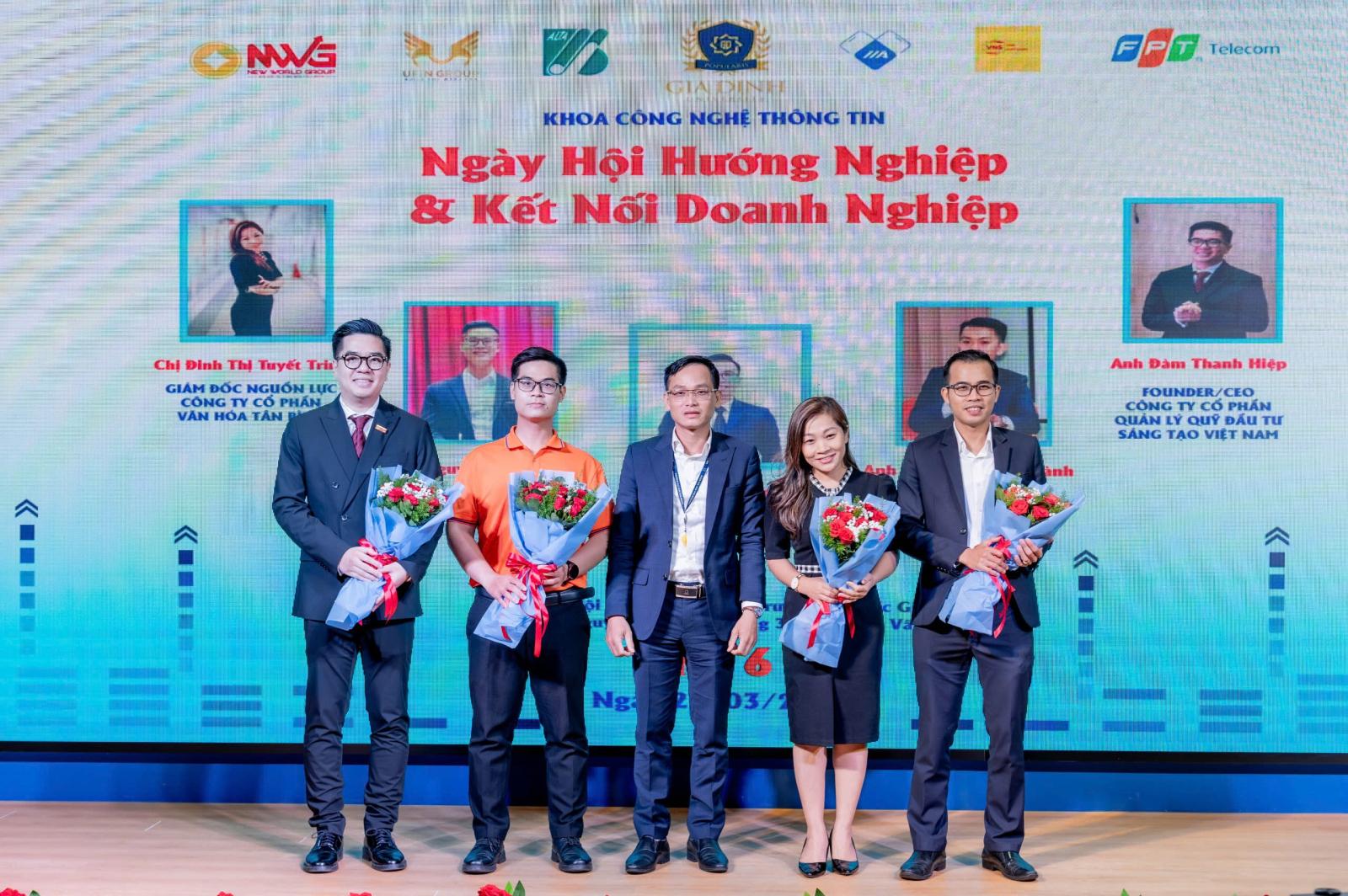 Nền tảng vững chắc cho sự nghiệp CNTT