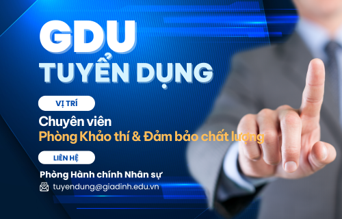Nhân viên kiểm tra chất lượng trong phòng thí nghiệm, môi trường làm việc khoa học