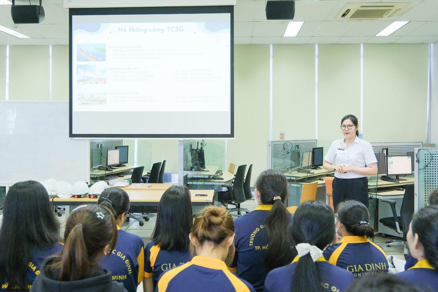 Phân tích dữ liệu (Data Analyst): công cụ và kỹ năng