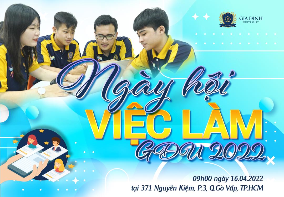 Sinh viên tìm kiếm cơ hội thực tập tại ngày hội việc làm, nộp hồ sơ, phỏng vấn trực tiếp với nhà tuyển dụng.