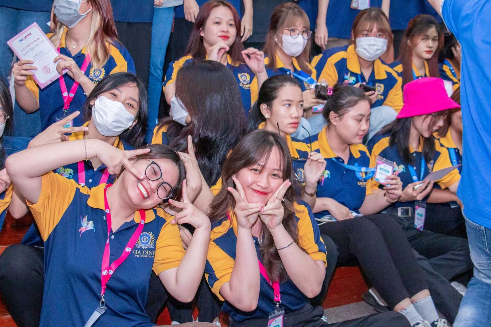 Tốt nghiệp và tỏa sáng: Tìm kiếm cơ hội việc làm sau khi tốt nghiệp